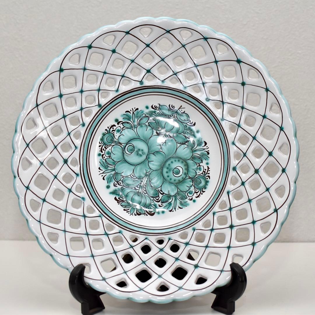 透かし模様 花柄 陶磁器皿