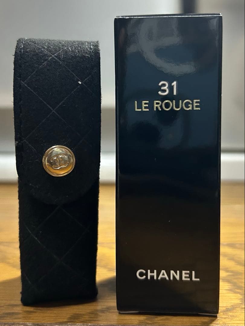 CHANEL LE ROUGE 31 ダークレッド 口紅