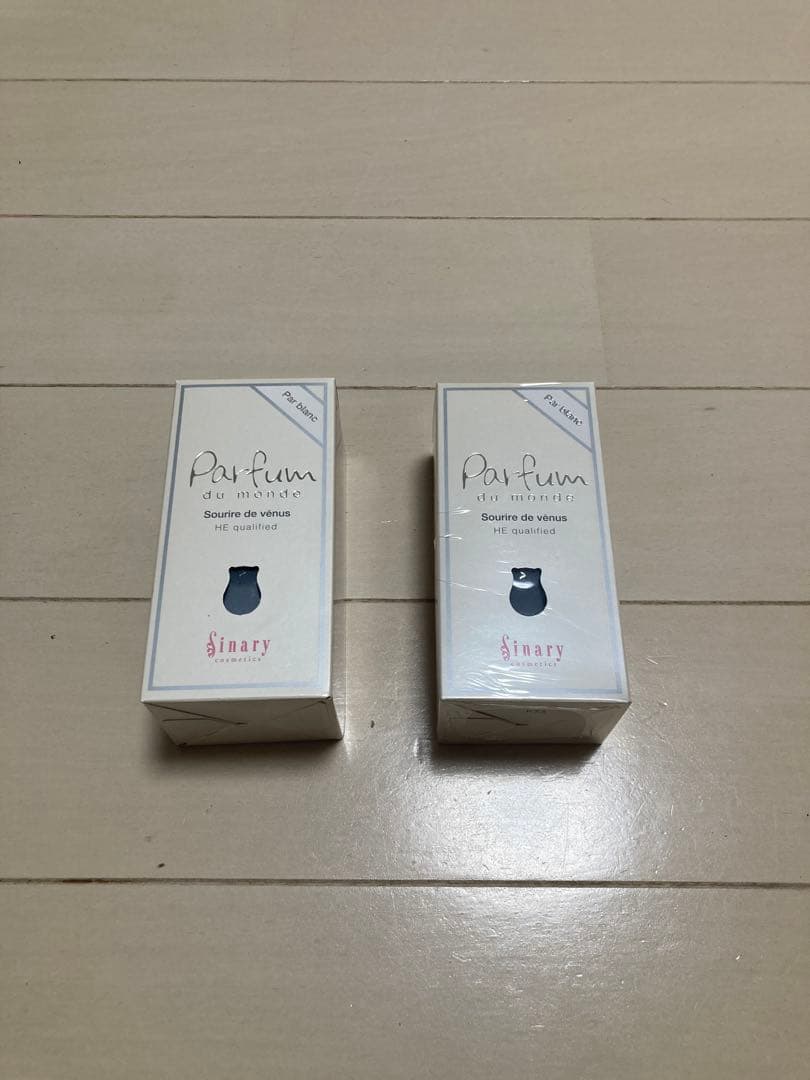 未使用品！シナリーパルファンデュモンド2本セット