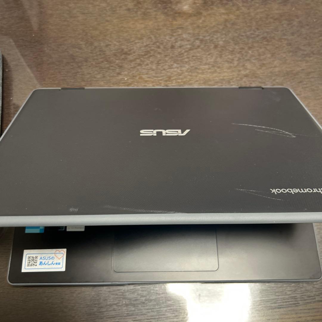 ASUS Chromebook CR1100FK 専用ケース付き