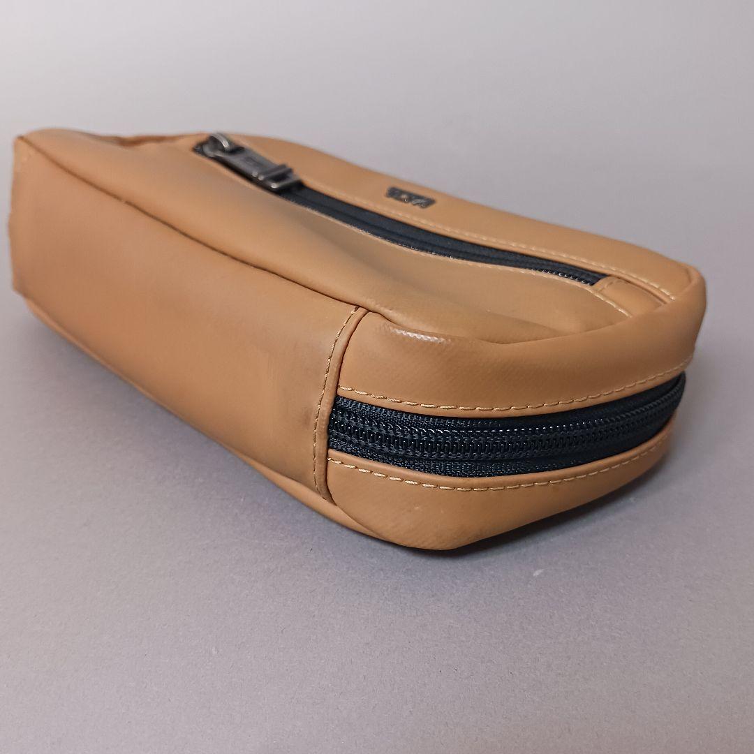 882/美品/TUMI トゥミ/トラベルポーチ/ジップアラウンドケース/レザー