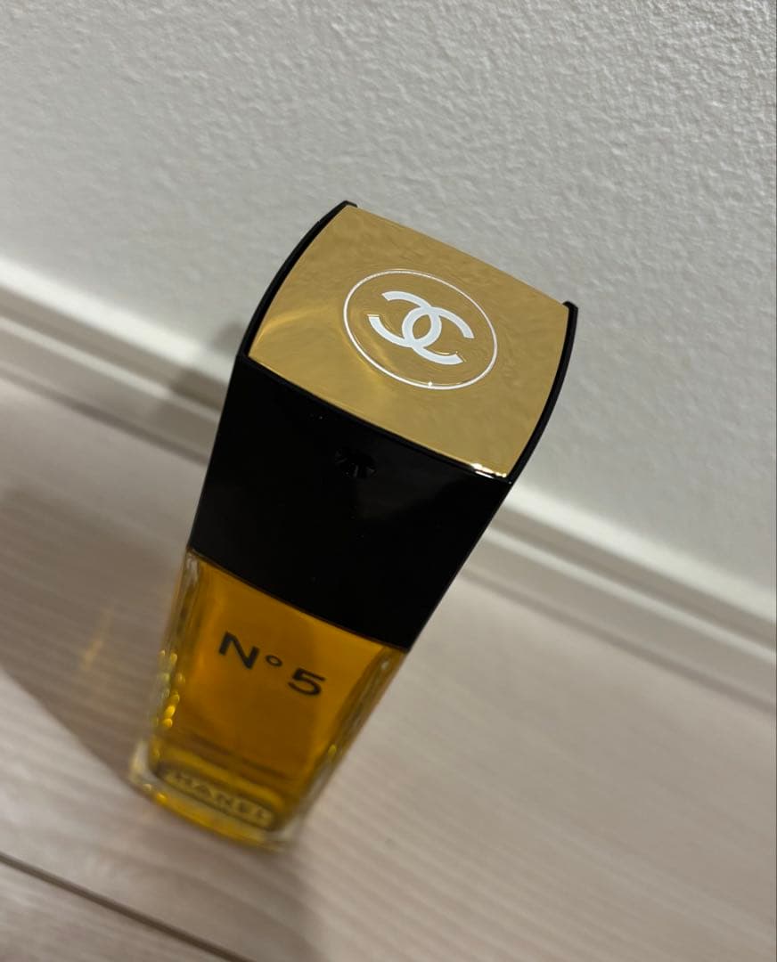 M*I様 【新品】CHANEL N°5 オードトワレ 箱付き 大容量 100ml