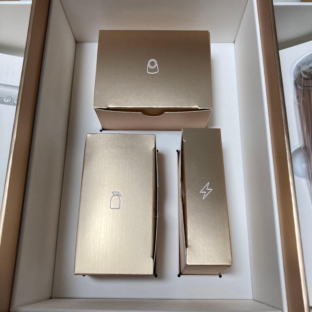 美品フォトプラスshiny m18 新品未使用　家庭用美顔器
