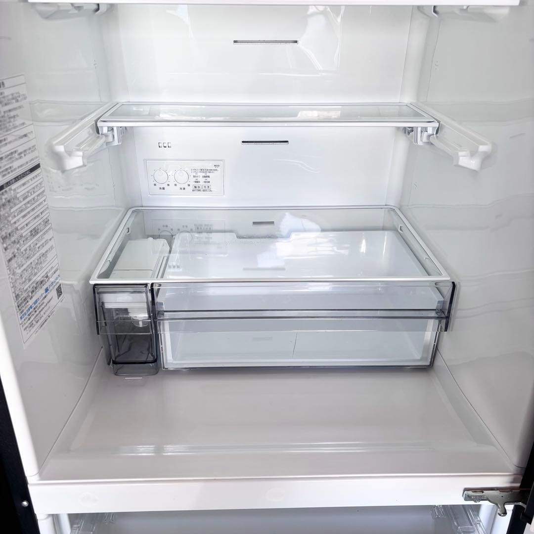 冷蔵庫　高年式　2024年製　TOSHIBA 326L