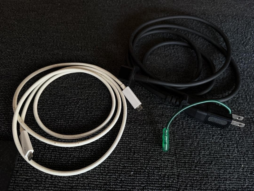 LG UltraFine 5K with Thunderbolt™ 3