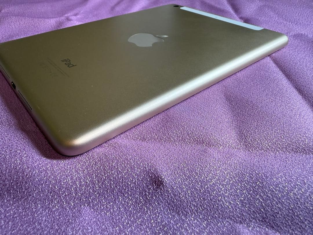 Apple iPadmini3ゴールド16GB