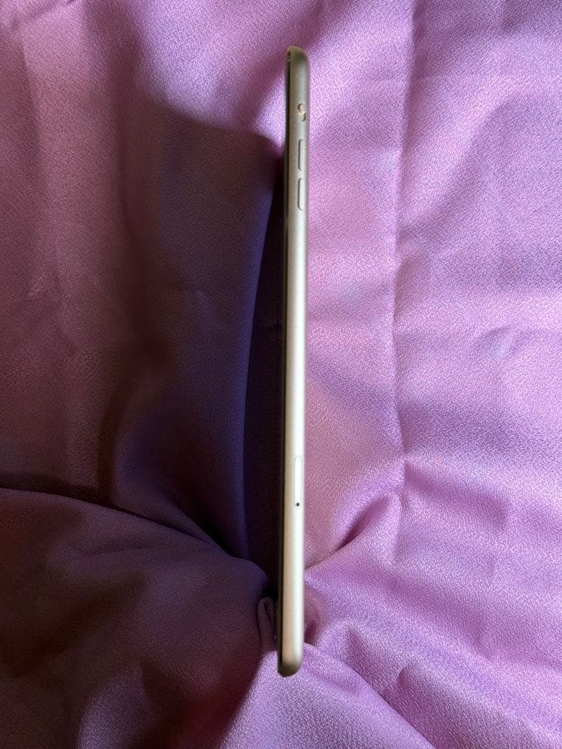 Apple iPadmini3ゴールド16GB