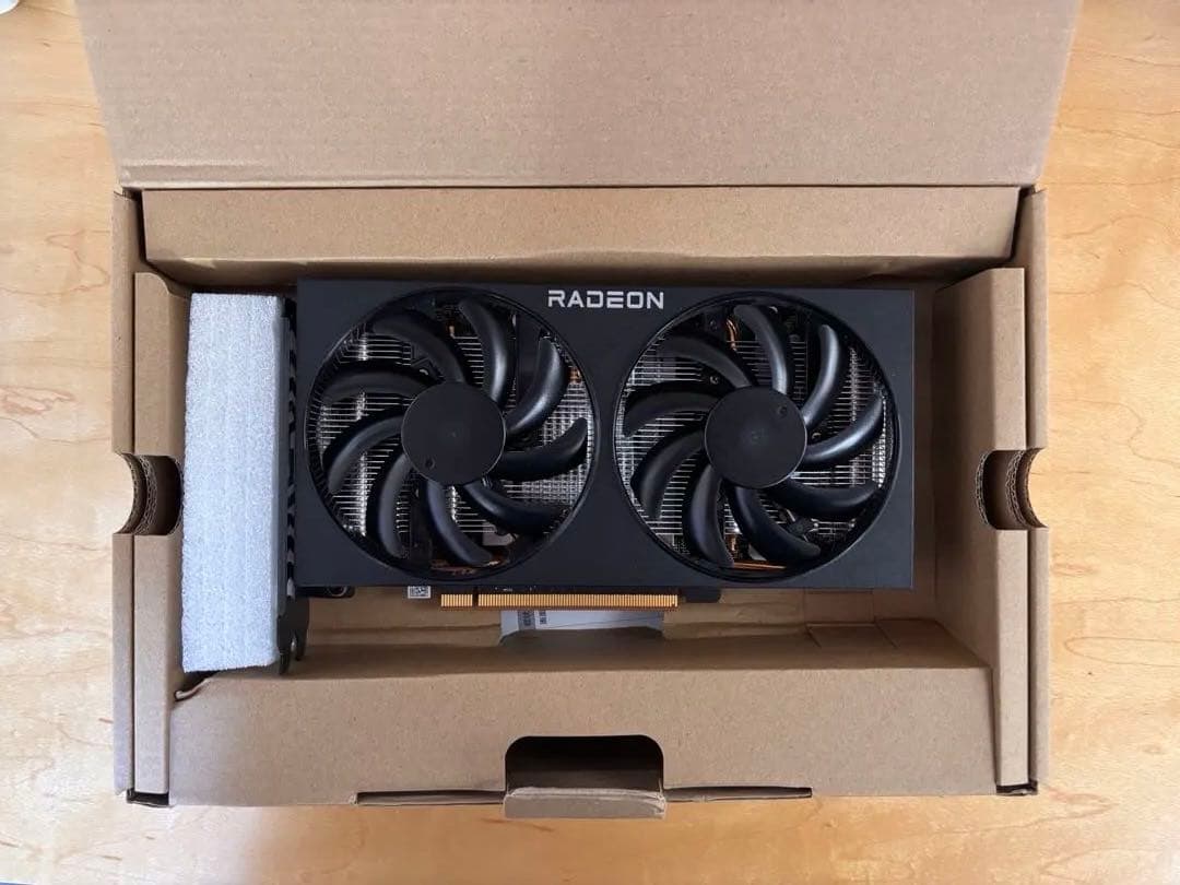 AMD Radeon RX 7600 8GB グラフィックボード 動作確認済