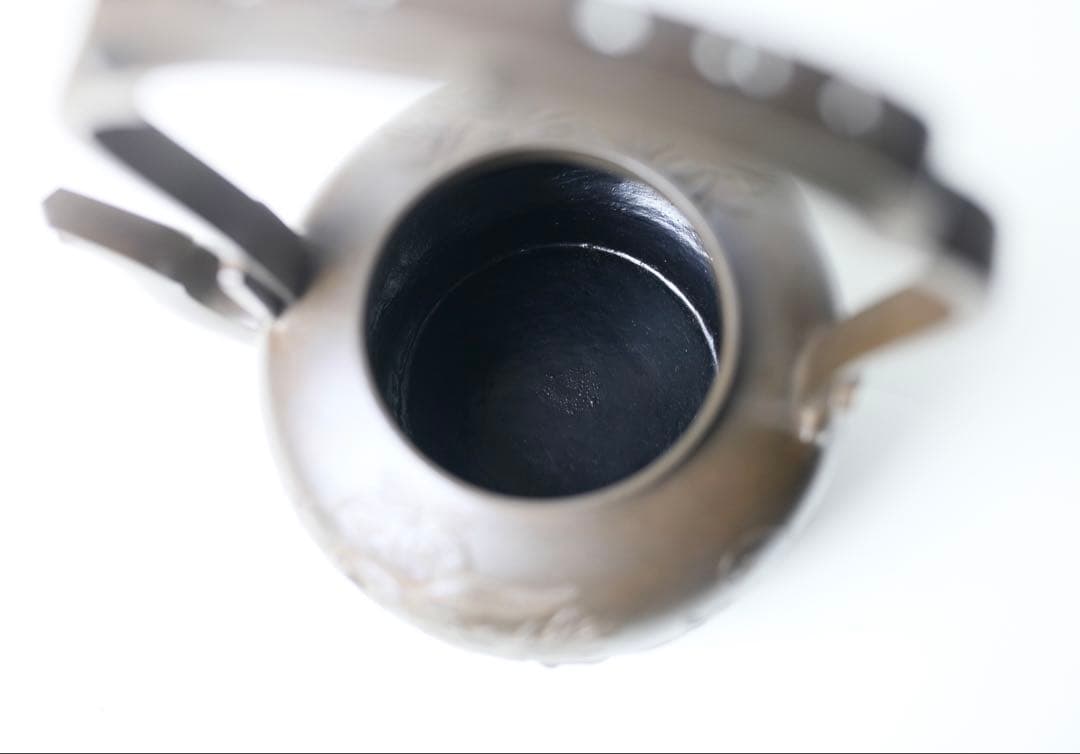 末武整宝 作 文化財保持者 栗鼠葡萄文 湯沸 茶道具 銅製 整宝 煎茶器 急須