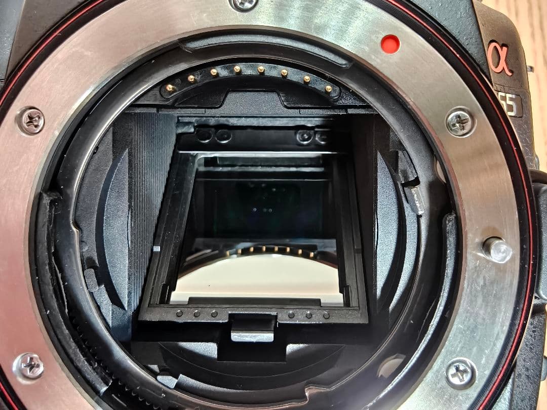 【良品】SONY α65 デジタル一眼レフ ZEISSレンズ SAL1680Z