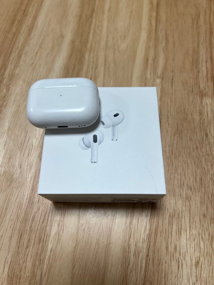 AirPods Pro 第二世代　Apple ワイヤレス　イヤホン　タイプC
