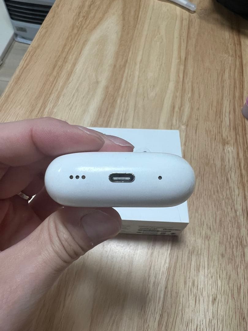 AirPods Pro 第二世代　Apple ワイヤレス　イヤホン　タイプC