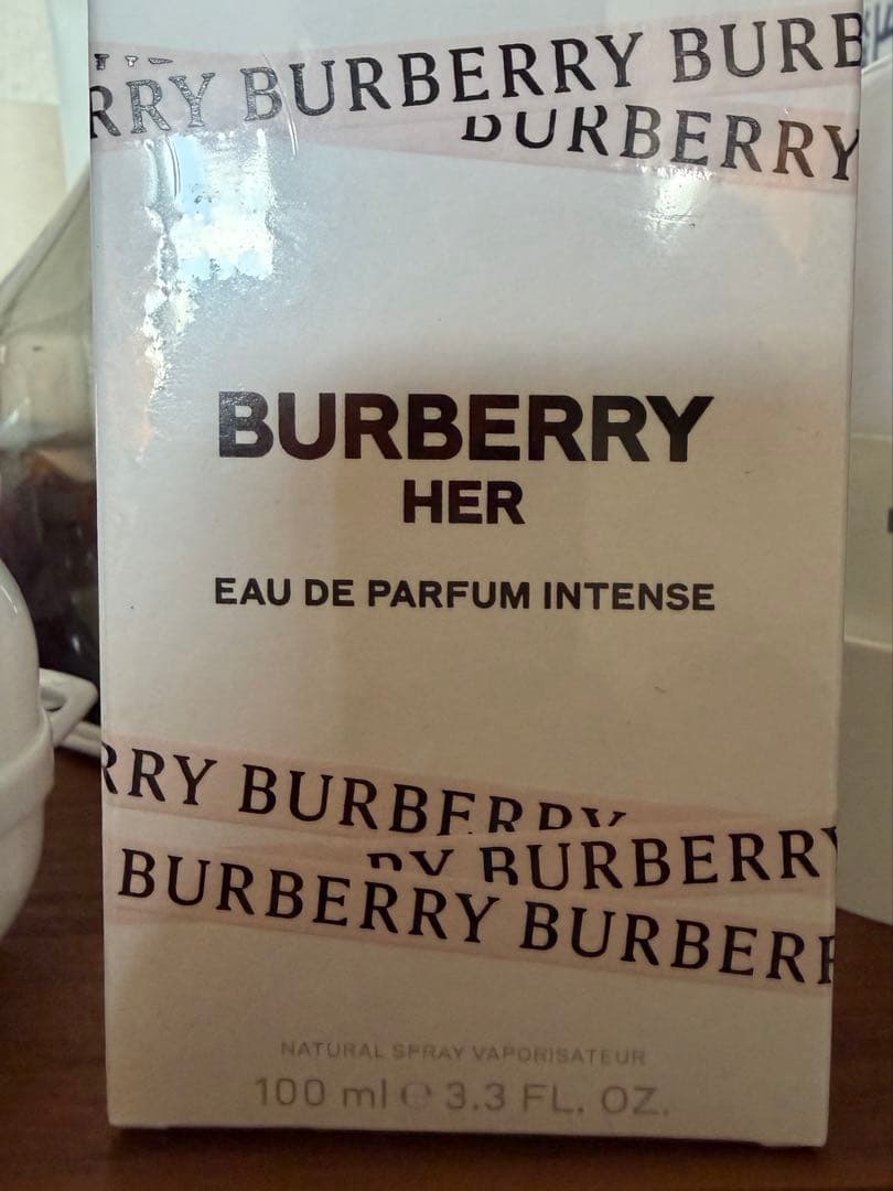 BURBERRY HER オードパルファム インテンス 100mL