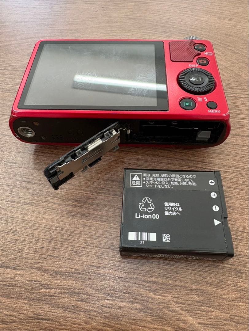 じ*た様 ◇CASIO EXILIM & HS コンパクトデジタルカメラセット