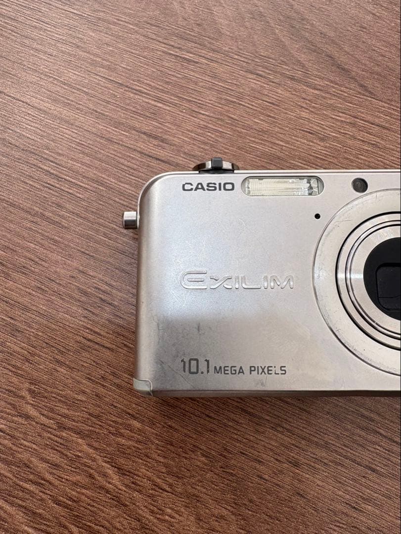 じ*た様 ◇CASIO EXILIM & HS コンパクトデジタルカメラセット