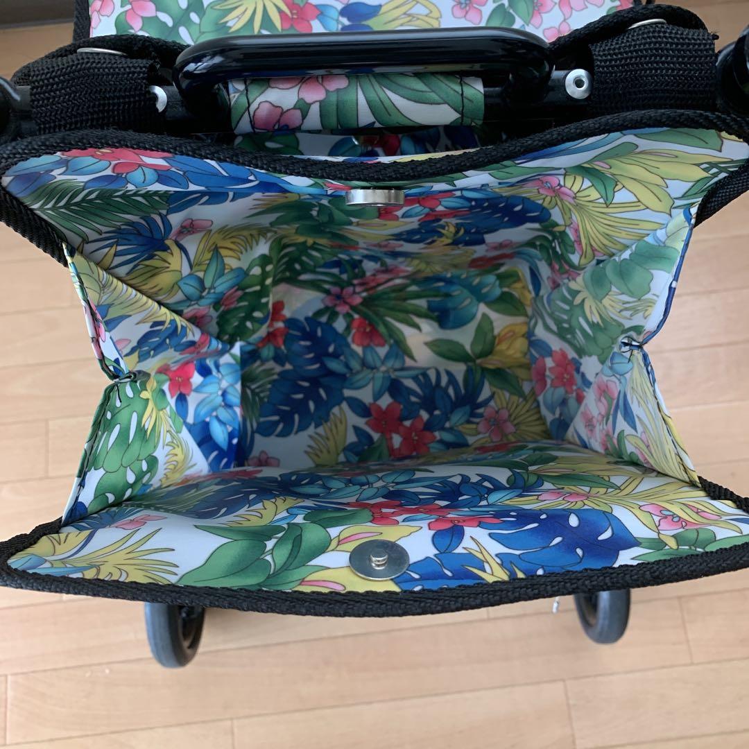 Cutemini フラワーパターン シルバーカー