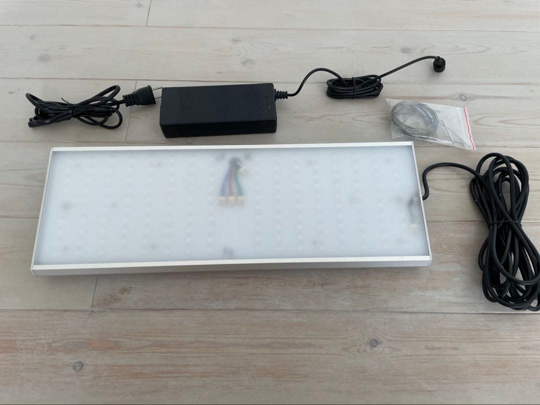 Chihiros LED VIVID2 シルバー 中古【ジャンク品】