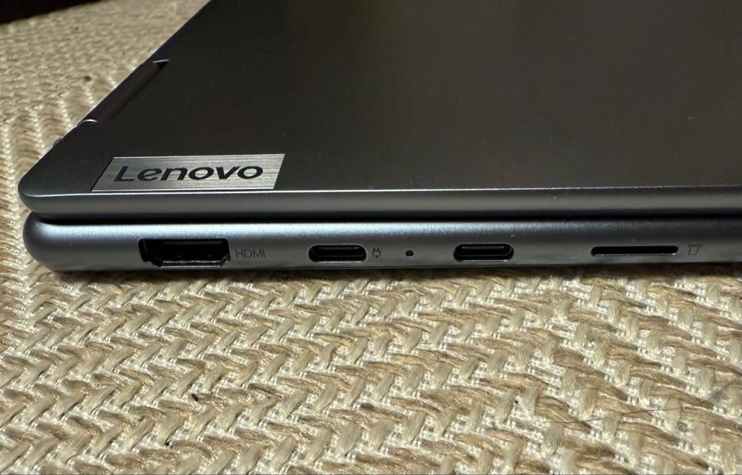 ホンモロコ　Lenovo YOGA 770 本体 Ryzen7 6800U