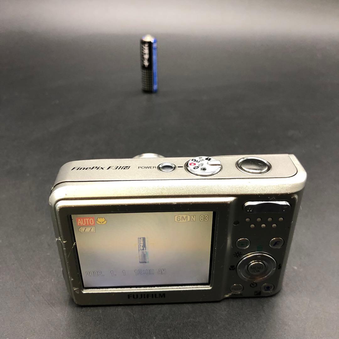 FUJIFILM FinePixF31fd デジタルカメラ　xDカード付き