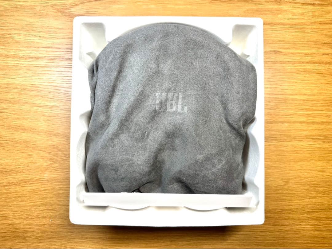 JBL LIVE 770NCワイヤレスヘッドホン ブラック【超美品・値下げ中】