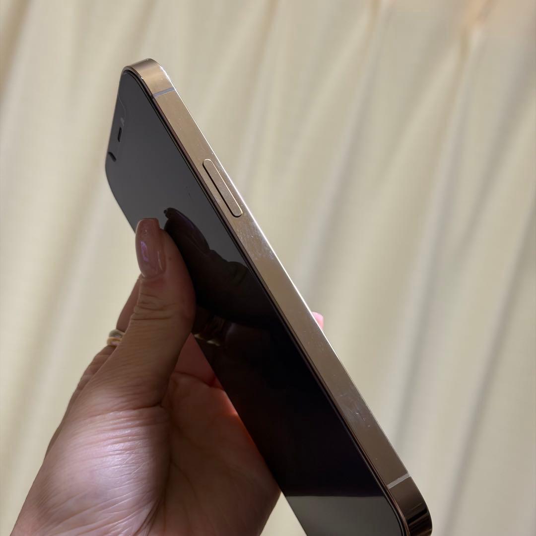 Apple iPhone 12Pro ゴールド 本体