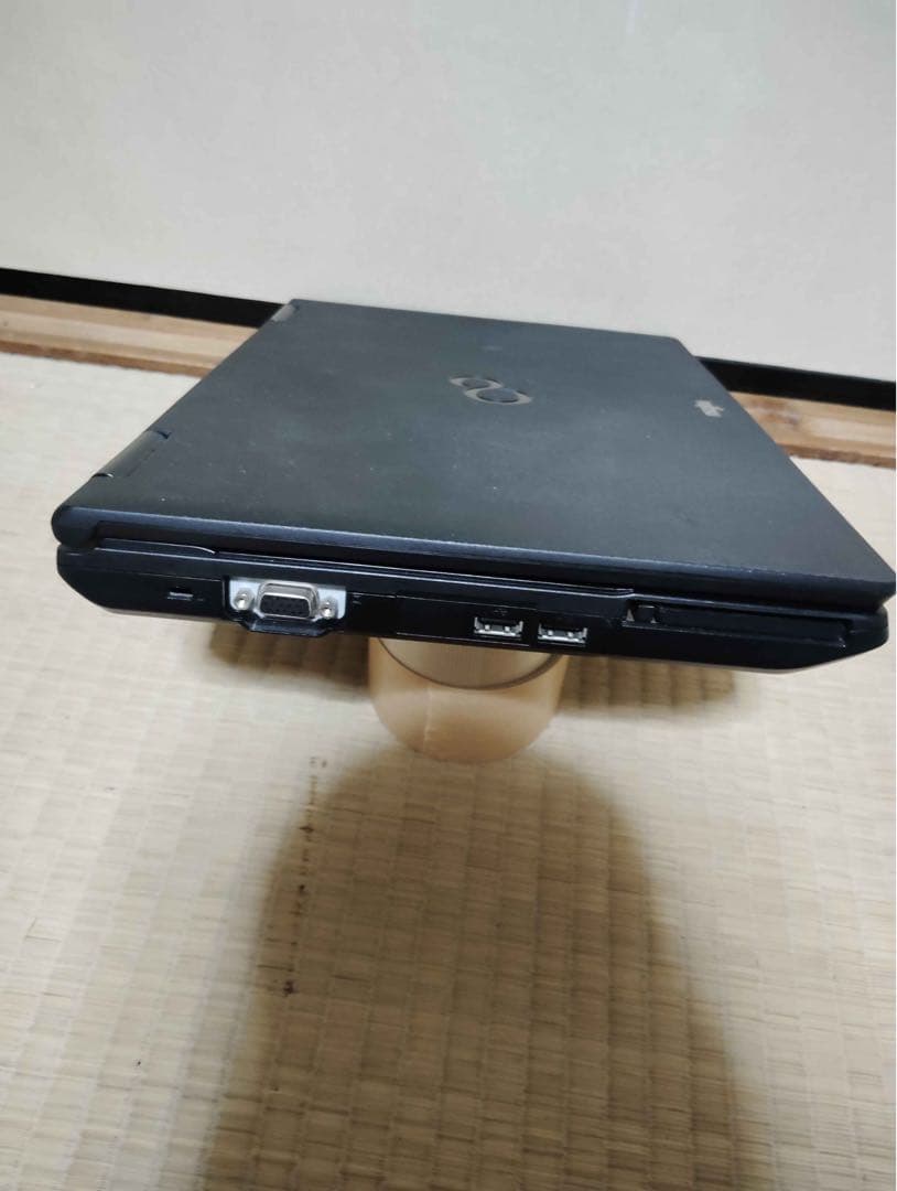 富士通のノートパソコン