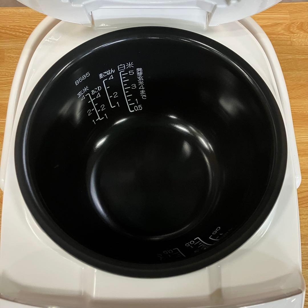 一都三県限定　配送無料　炊飯器　ZOJIRUSHI 象印　2023年製　5.5合