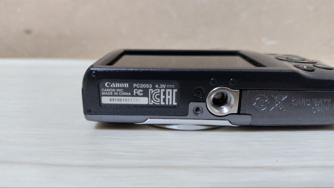 Canon　デジカメ　IXY130