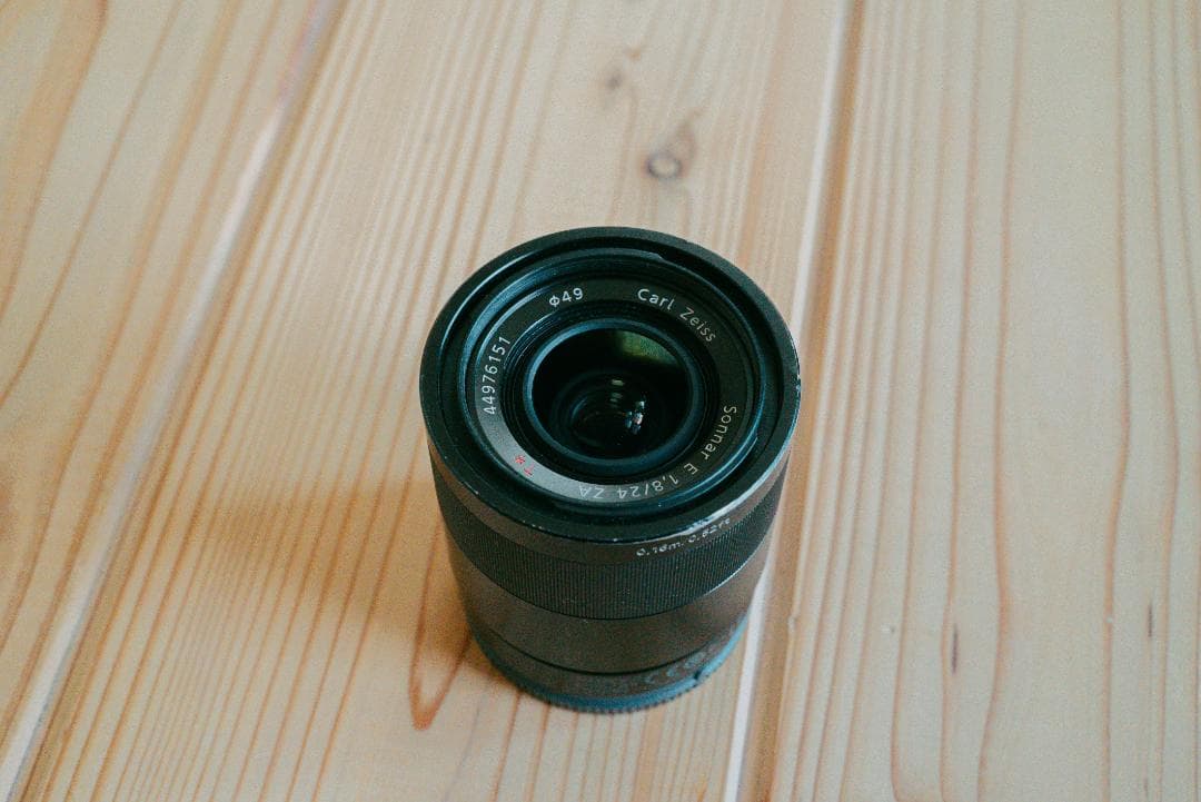 ソニーEマウント単焦点Sonnar T* 24mm F1.8ZA APS-C