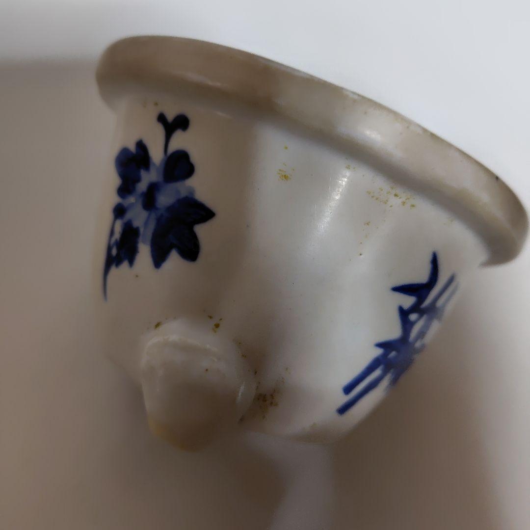 年代物、盆栽用鉢です。入手困難品です。蘭が似合います。又は、松等ご検討下さい。
