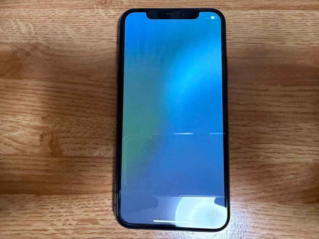 iPhone XS 256GB スペースグレー