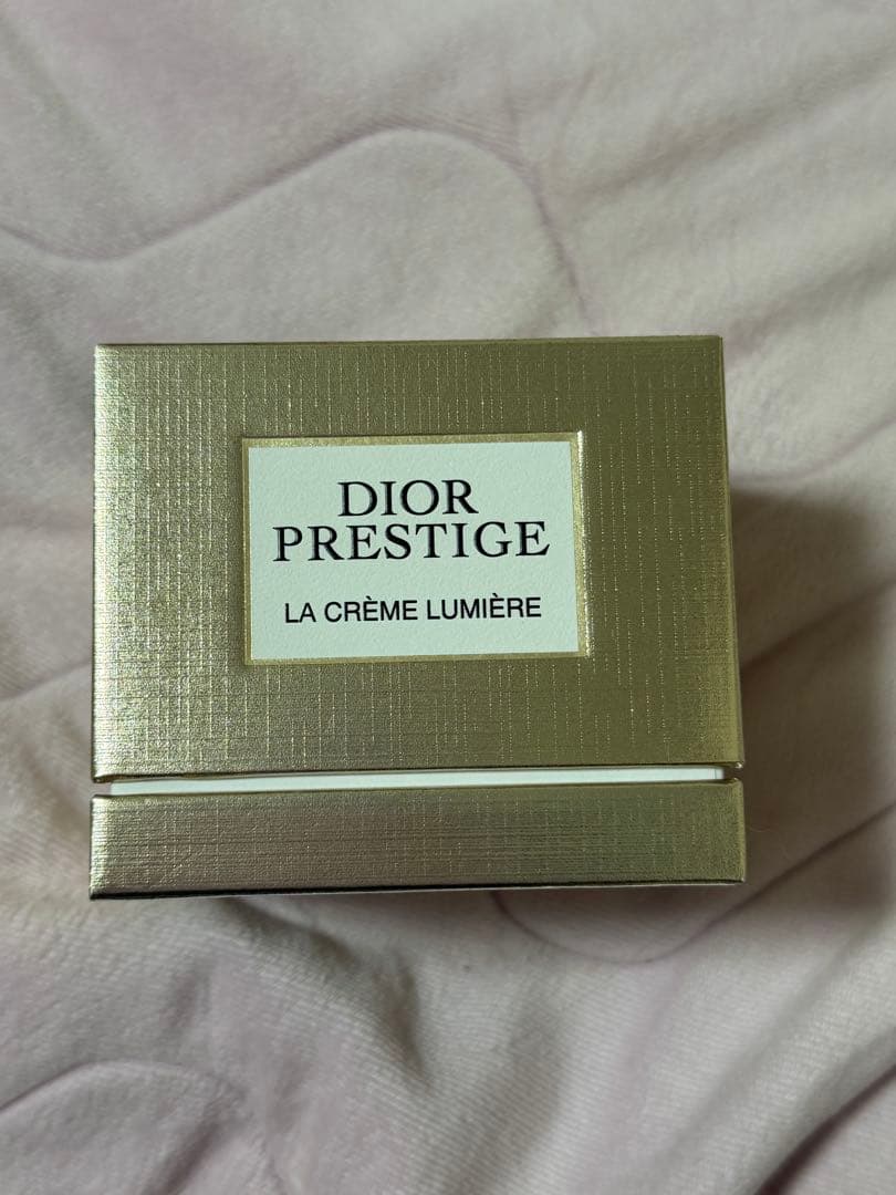 Dior Prestige La Crème Lumière 50 〜2/28