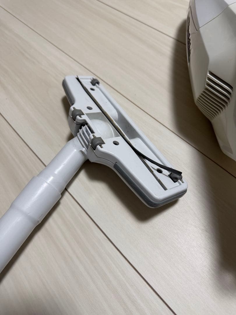 makita CL107FD 充電式クリーナー
