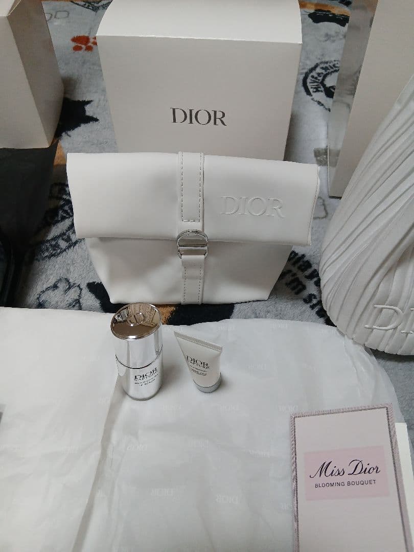 Dior ディオール トランプ ポーチ 美容液 巾着　オファー　バニティポーチ