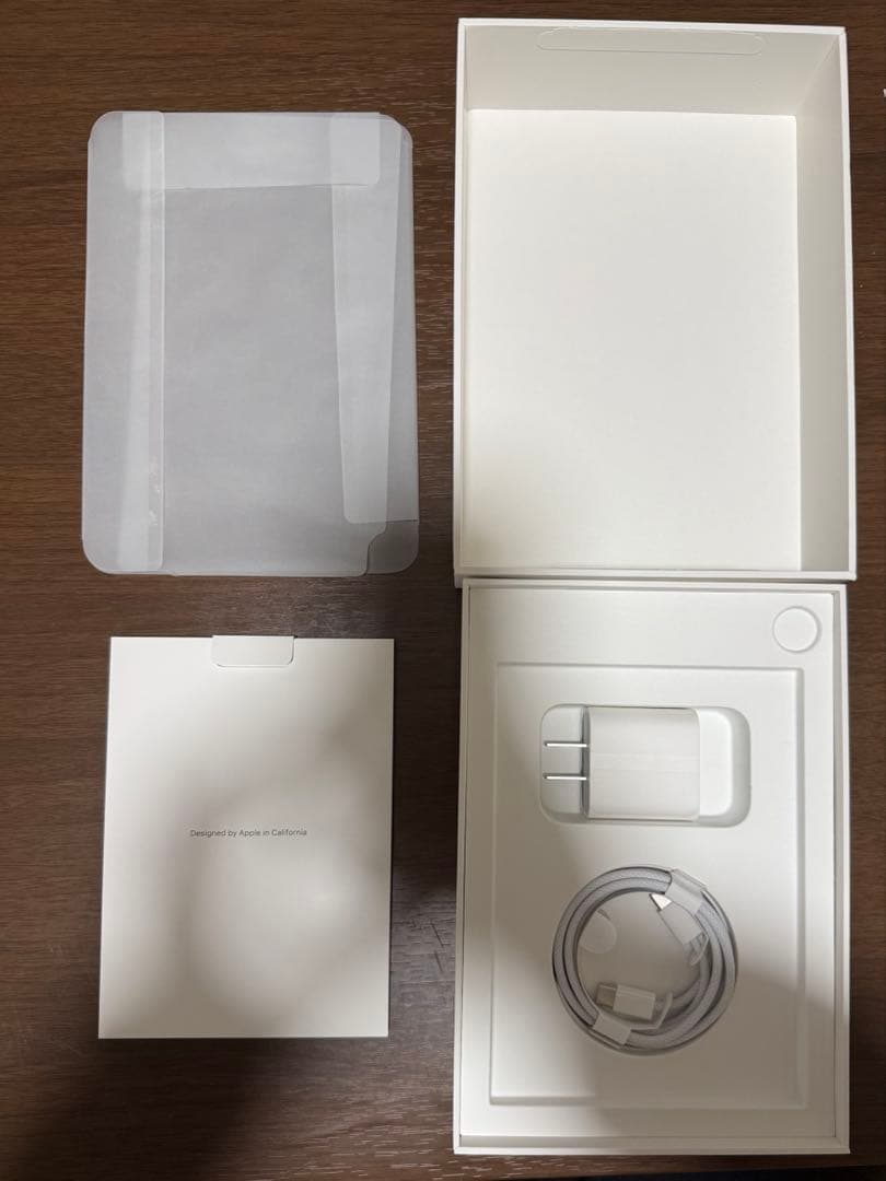 【美品】iPad mini A17Pro WiFiモデル256GB スターライト