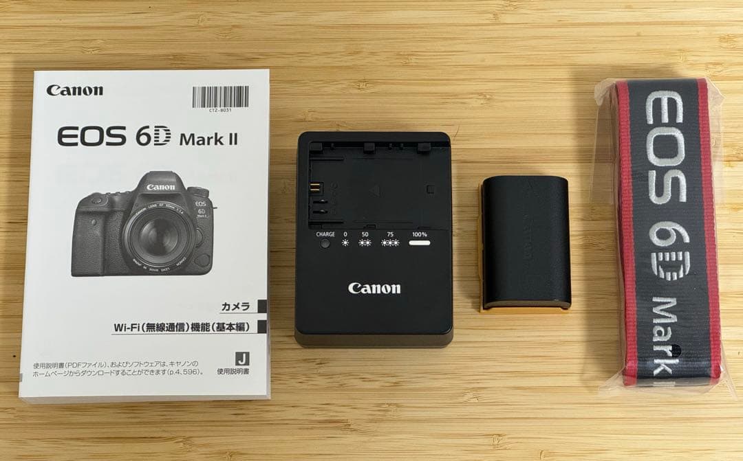 【美品】Canon EOS 6D Mark II 本体 + バッテリーグリップ