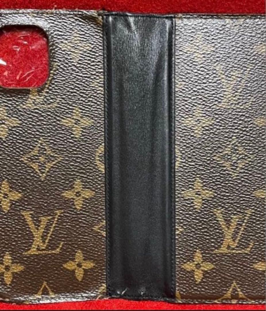 [LOUIS VUITTON]LVモノグラム手帳型スマホケース　iPhone11