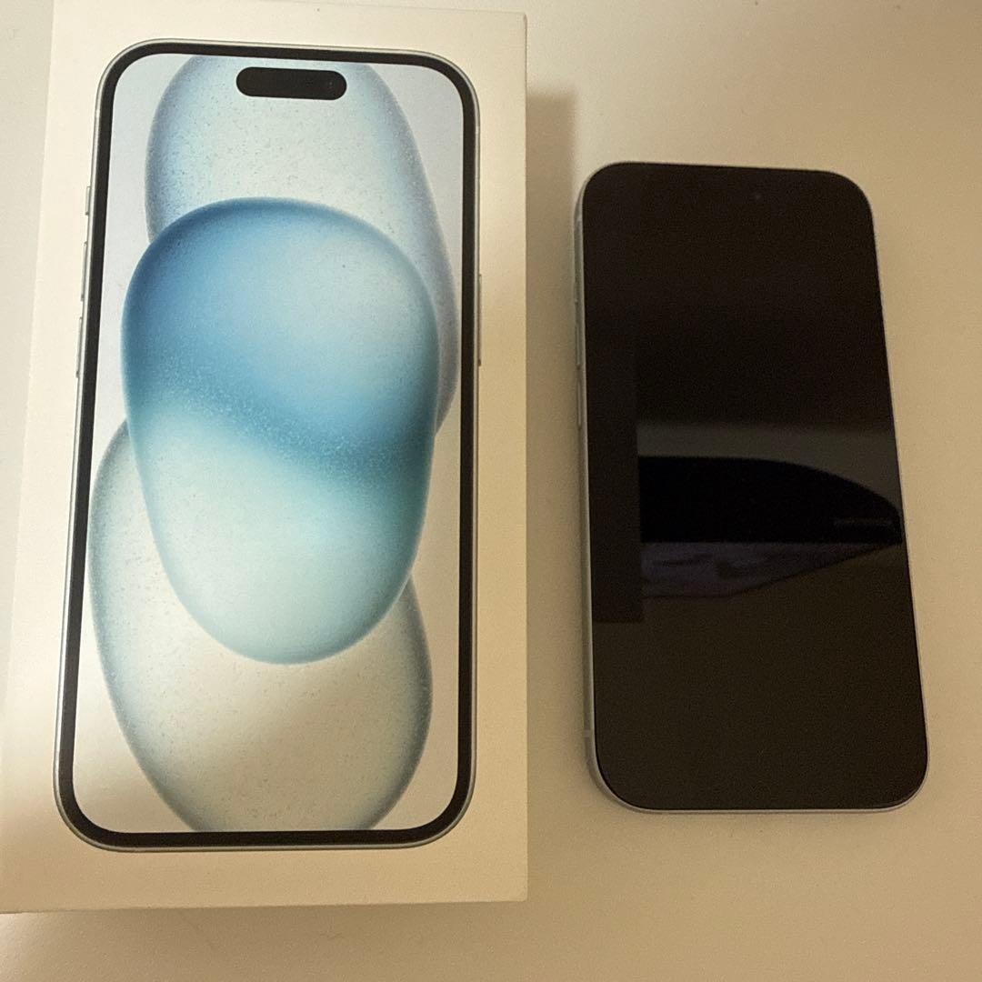 Apple iPhone 15 128GB本体と箱付き