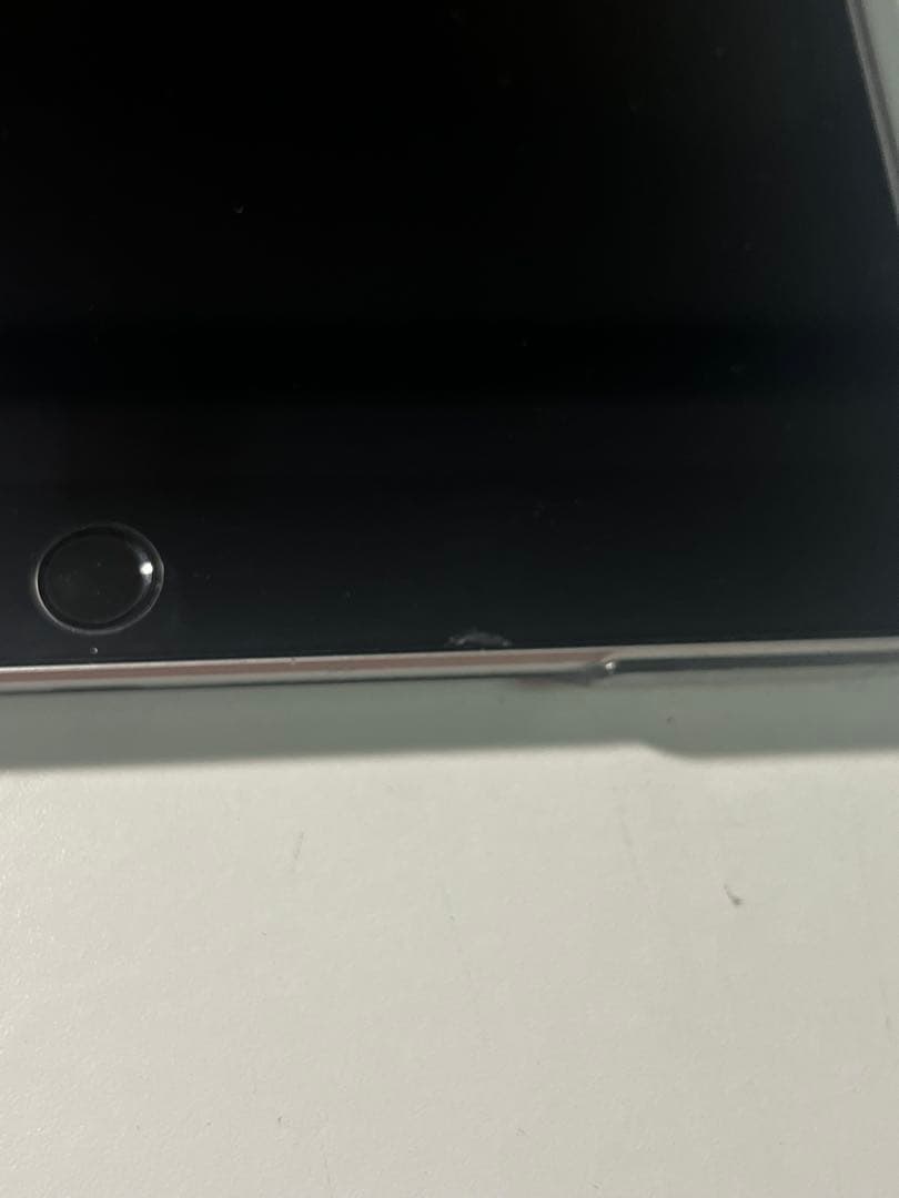 iPad (第9世代) 64GB シルバー /カバー、フィルム、箱付き