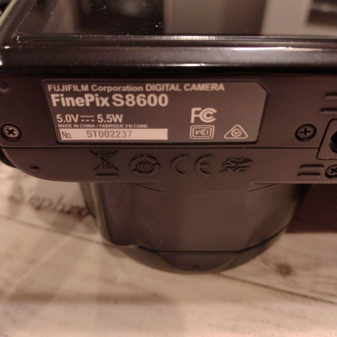 FUJIFILM FinePix S8600 （動作確認済み・SDカード付き）