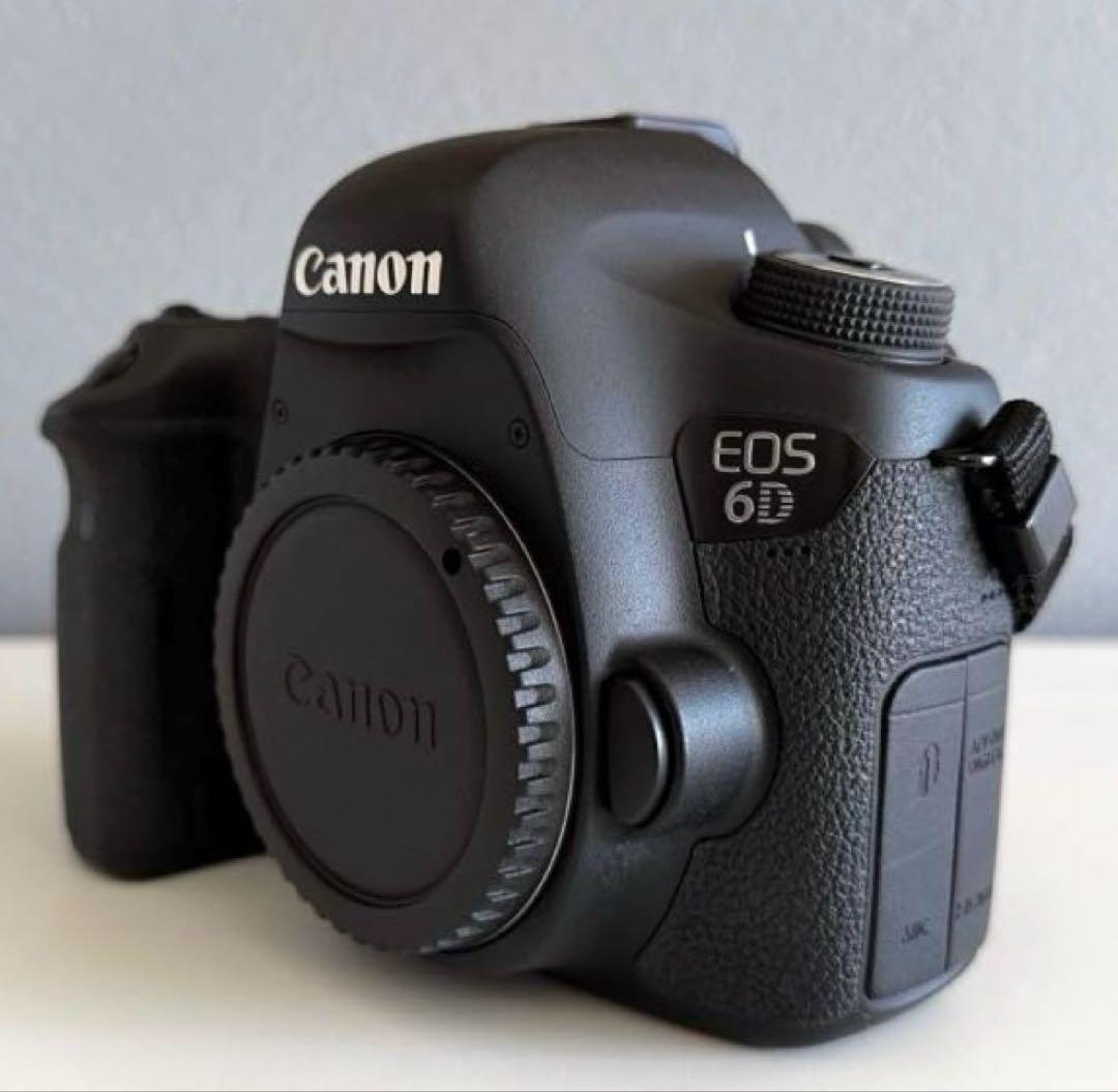 Canon EOS 6D フルサイズ 一眼 ストラップ付