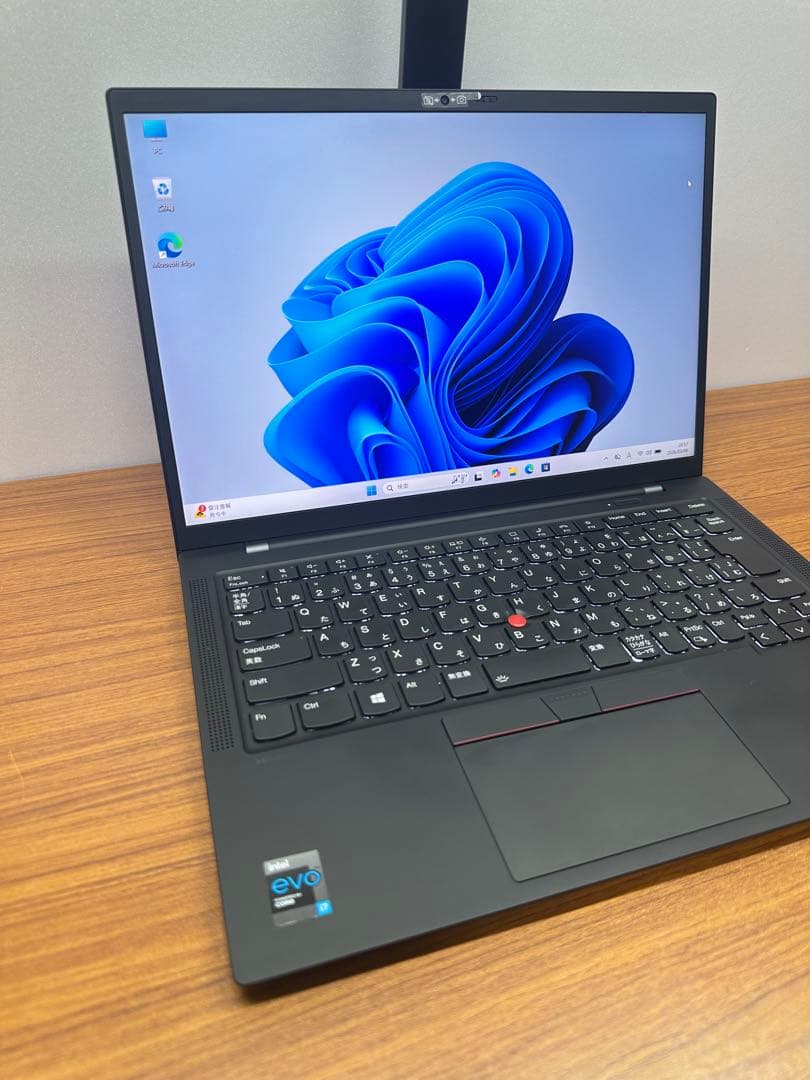 Windowsノート本体 2.X1 Carbon Gen 9th i7-1165g7 16Gb 256