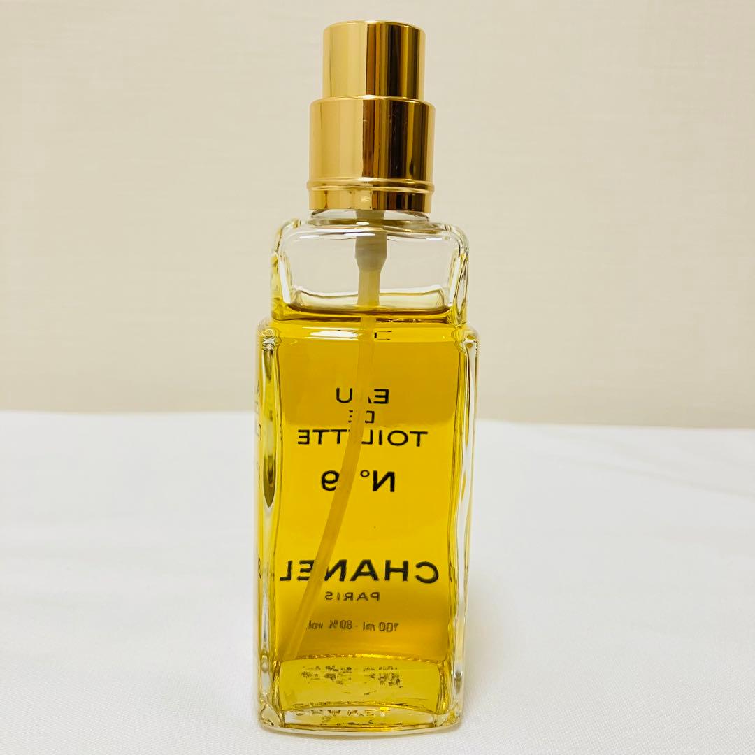 新品　シャネル　オードトワレ　 N°19 ヴァポリザター　香水　　100ml