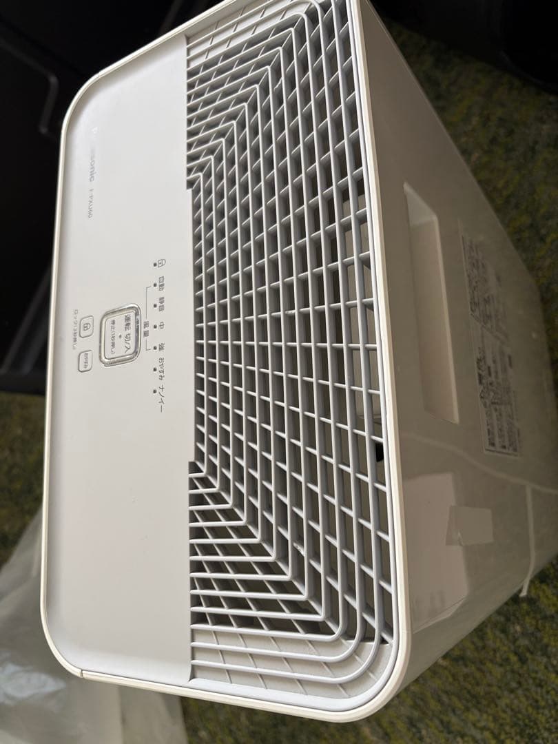 美品Panasonic 空気清浄機 F-PXU60