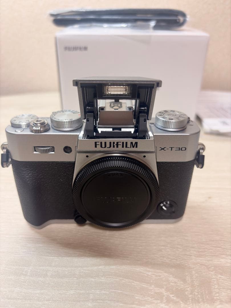 [シャッター回数1292回] <美品> FUJIFILM X-T30 III