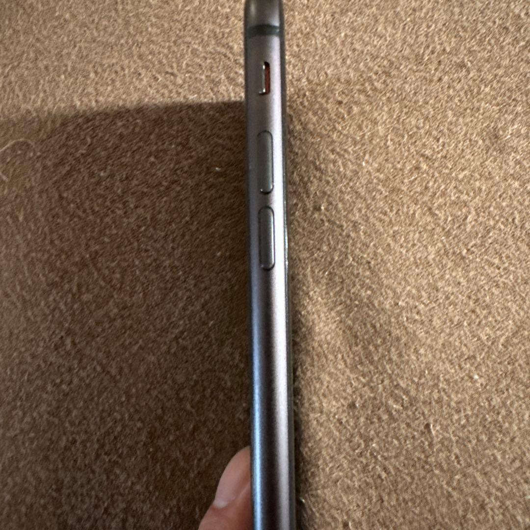 iPhone 8 64GB 黒