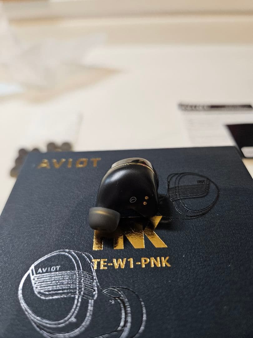 AVIOT TE-W1-PNK ワイヤレスイヤホン　ピヤホン8