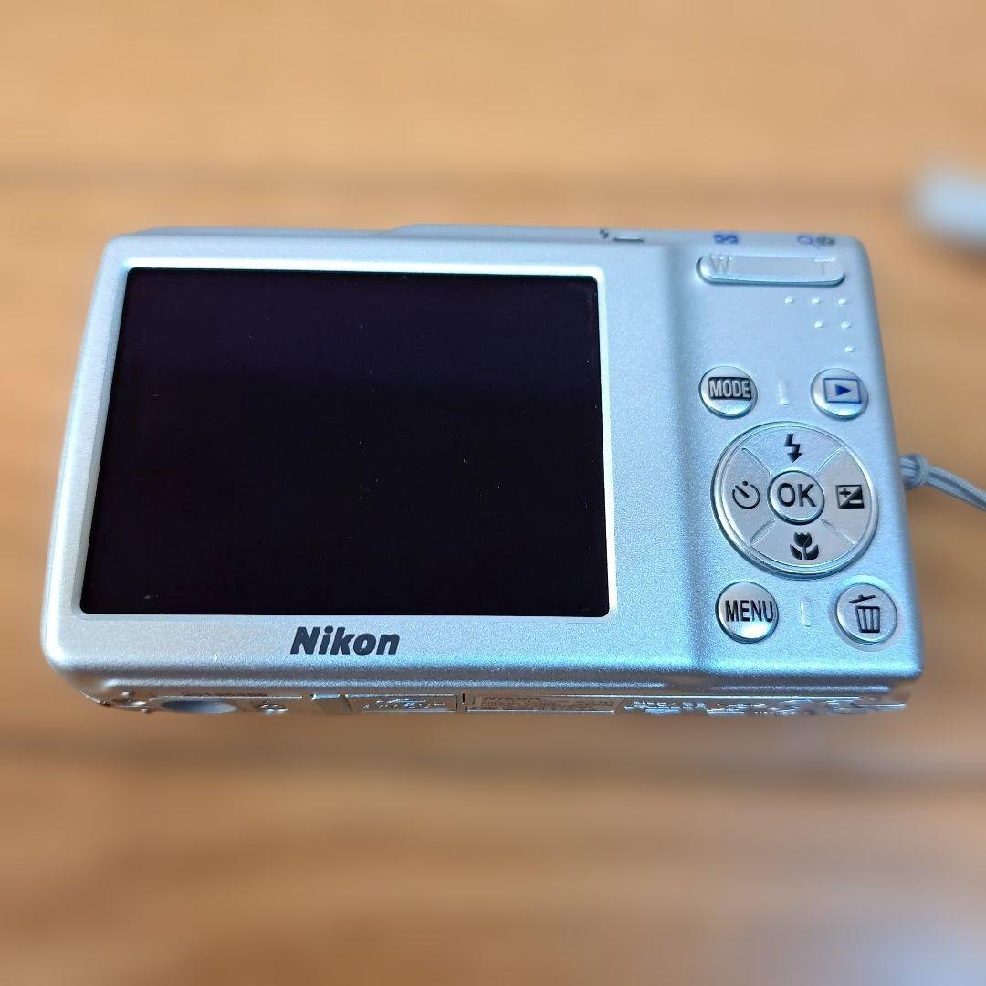 Nikon COOLPIX S210 コンパクトデジタルカメラ