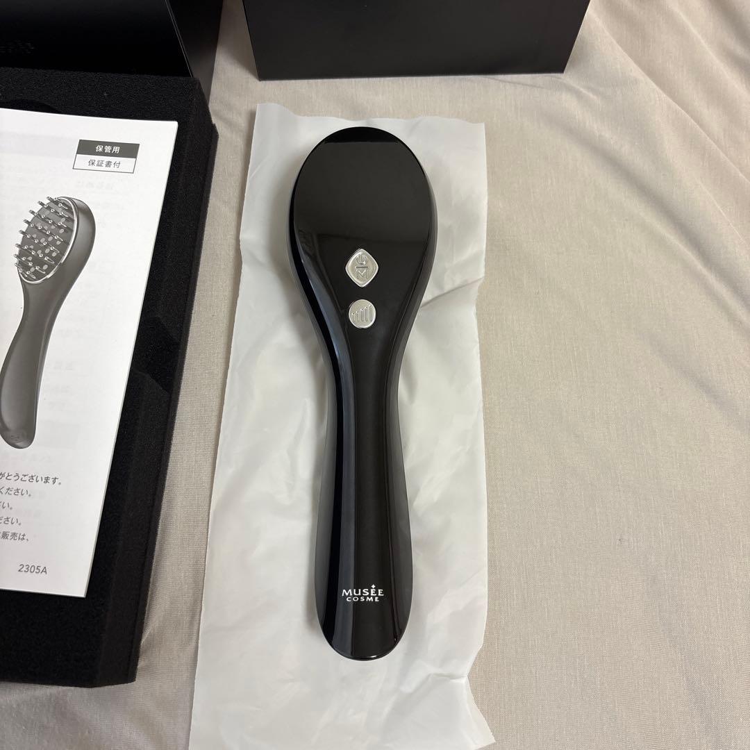 p*a様 MUSEE EMS Lift Brush 美顔器