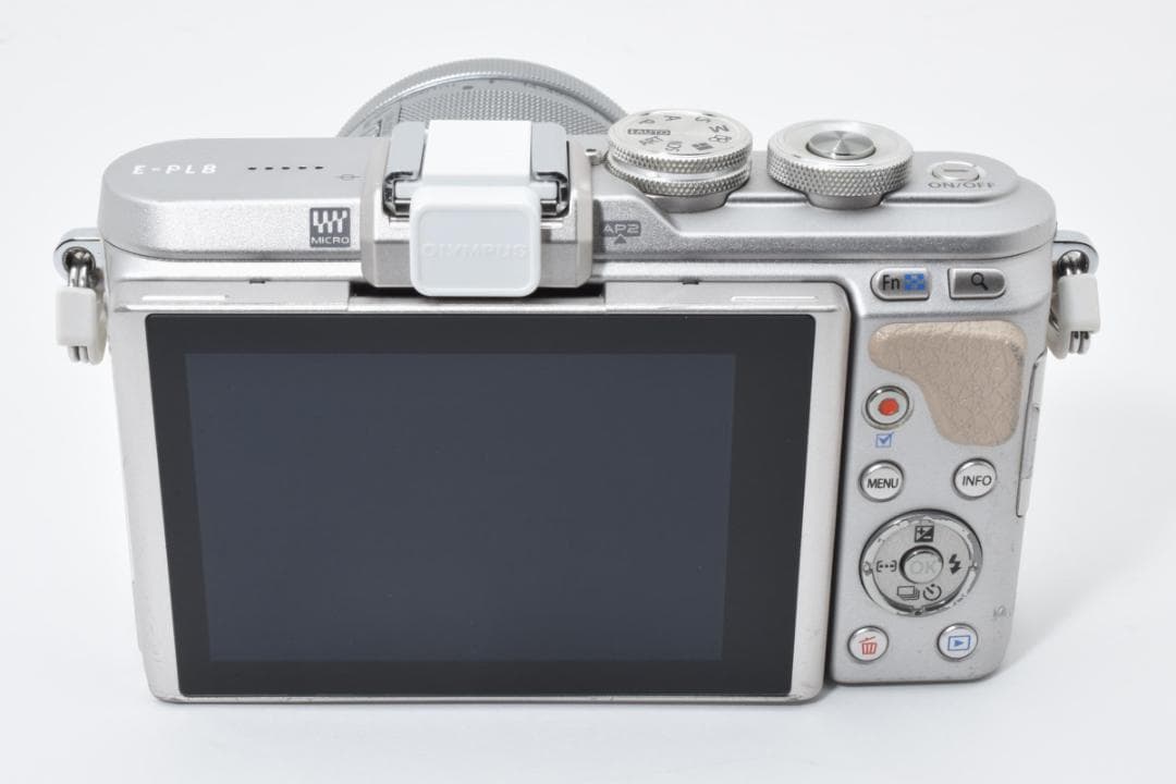 OLYMPUS オリンパス PEN E-PL8 レンズセット ミラーレスカメラ